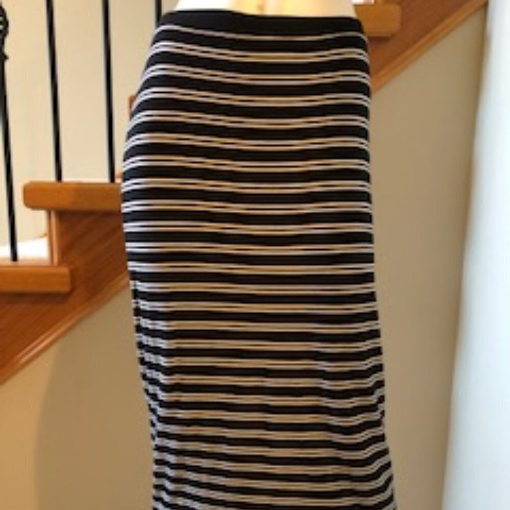 Lord & Taylor Stripped Midi Skirt Black+White Sz L